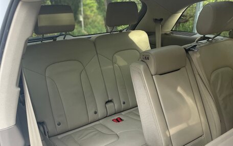 Audi Q7, 2010 год, 1 980 000 рублей, 13 фотография
