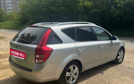 KIA cee'd I рестайлинг, 2010 год, 900 000 рублей, 2 фотография