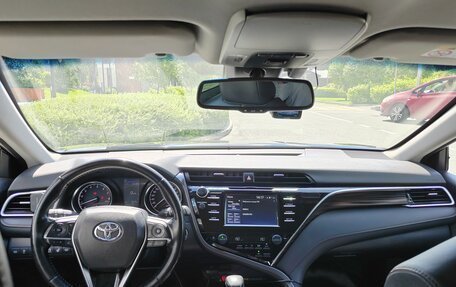 Toyota Camry, 2020 год, 2 350 000 рублей, 13 фотография