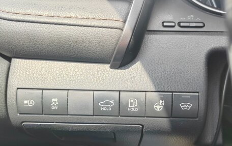 Toyota Camry, 2020 год, 2 350 000 рублей, 14 фотография