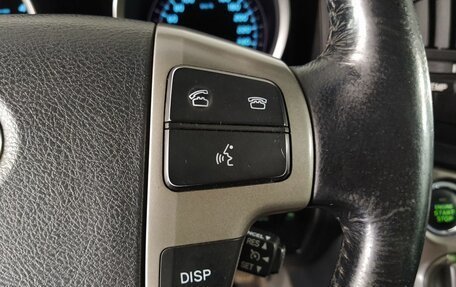 Toyota Land Cruiser 200, 2011 год, 2 590 000 рублей, 12 фотография