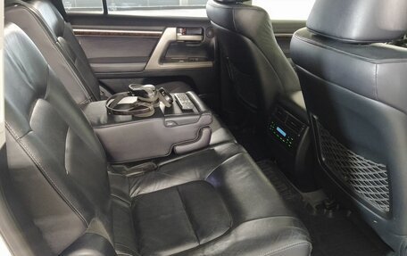 Toyota Land Cruiser 200, 2011 год, 2 590 000 рублей, 22 фотография