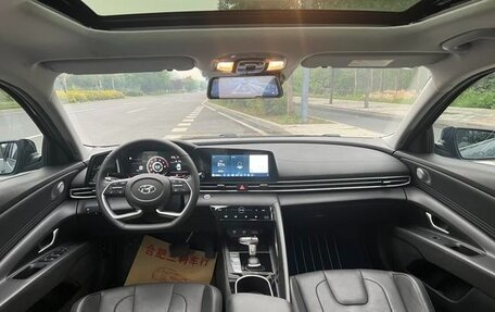 Hyundai Elantra, 2022 год, 1 250 000 рублей, 8 фотография