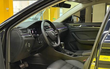Skoda Superb III рестайлинг, 2022 год, 1 720 000 рублей, 6 фотография