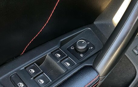 Volkswagen Tiguan II, 2018 год, 2 349 000 рублей, 9 фотография