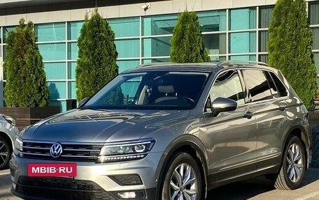 Volkswagen Tiguan II, 2018 год, 2 349 000 рублей, 11 фотография