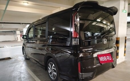 Honda Stepwgn IV, 2017 год, 1 810 000 рублей, 8 фотография