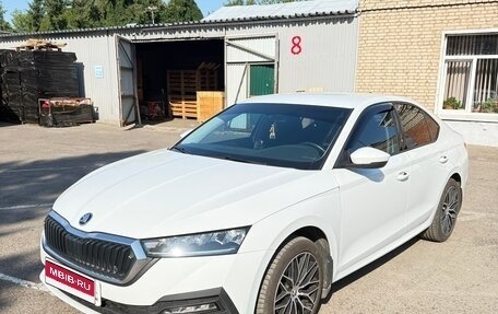 Skoda Octavia IV, 2021 год, 2 400 000 рублей, 2 фотография