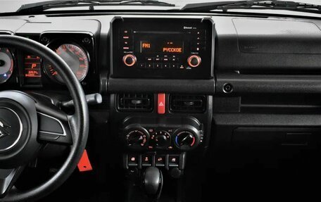 Suzuki Jimny, 2020 год, 2 810 000 рублей, 7 фотография
