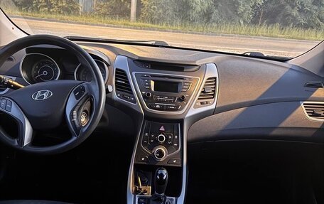 Hyundai Elantra V, 2015 год, 1 390 000 рублей, 8 фотография