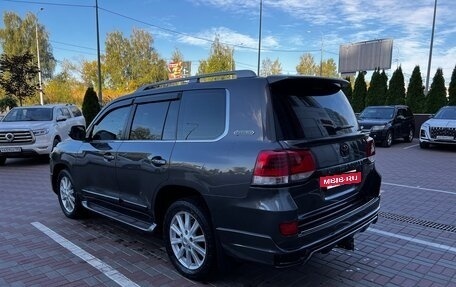 Toyota Land Cruiser 200, 2011 год, 3 150 000 рублей, 7 фотография