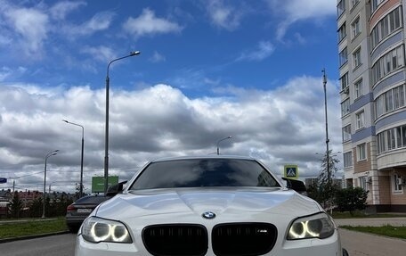 BMW 5 серия, 2012 год, 1 580 000 рублей, 2 фотография