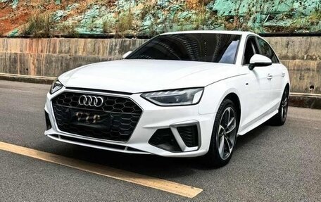 Audi A4, 2021 год, 2 420 000 рублей, 3 фотография