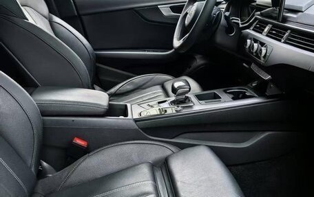 Audi A4, 2021 год, 2 420 000 рублей, 13 фотография