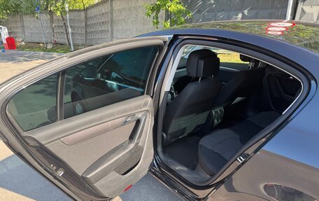Volkswagen Passat B7, 2011 год, 1 180 000 рублей, 8 фотография