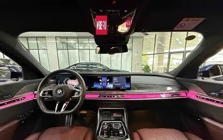 BMW 7 серия, 2024 год, 13 400 001 рублей, 12 фотография