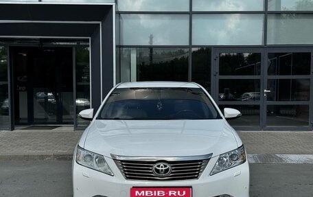 Toyota Camry, 2013 год, 1 680 000 рублей, 3 фотография