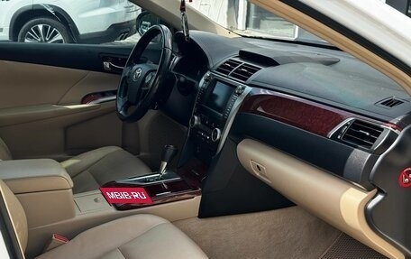 Toyota Camry, 2013 год, 1 680 000 рублей, 14 фотография