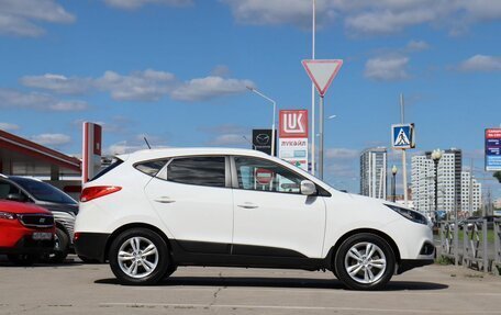 Hyundai ix35 I рестайлинг, 2012 год, 1 300 000 рублей, 4 фотография