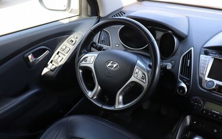 Hyundai ix35 I рестайлинг, 2012 год, 1 300 000 рублей, 18 фотография