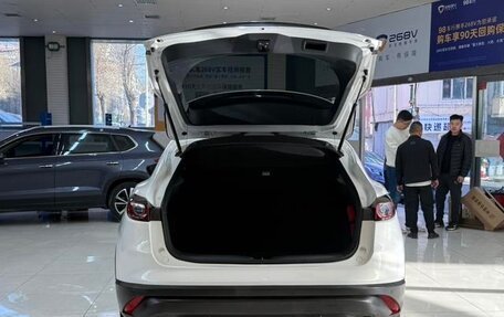 Mazda CX-4, 2021 год, 2 000 000 рублей, 20 фотография