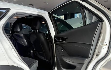 Mazda CX-4, 2021 год, 2 000 000 рублей, 19 фотография