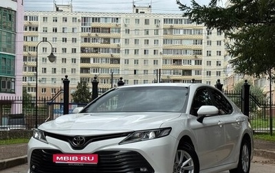 Toyota Camry, 2019 год, 2 380 000 рублей, 1 фотография