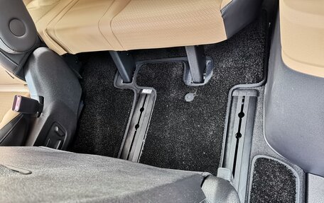 KIA Carnival, 2022 год, 5 850 000 рублей, 19 фотография