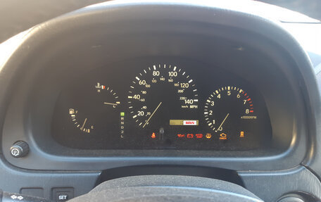 Lexus RX IV рестайлинг, 2001 год, 900 000 рублей, 6 фотография
