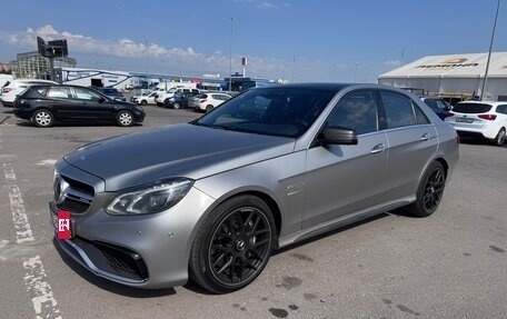 Mercedes-Benz E-Класс AMG, 2015 год, 4 600 000 рублей, 3 фотография