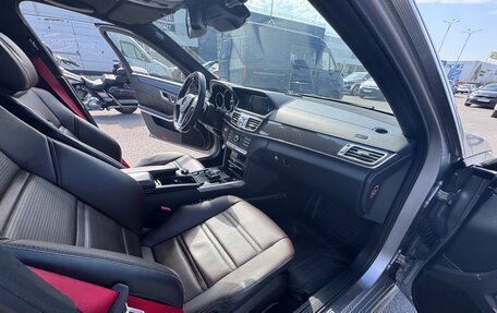 Mercedes-Benz E-Класс AMG, 2015 год, 4 600 000 рублей, 17 фотография