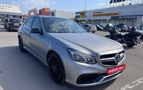 Mercedes-Benz E-Класс AMG, 2015 год, 4 600 000 рублей, 5 фотография