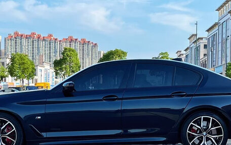BMW 5 серия, 2022 год, 5 310 000 рублей, 5 фотография