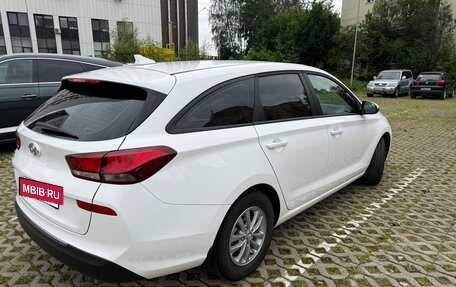 Hyundai i30 III, 2022 год, 2 050 000 рублей, 7 фотография