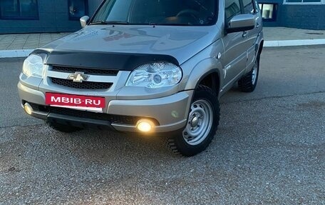 Chevrolet Niva I рестайлинг, 2013 год, 480 000 рублей, 2 фотография