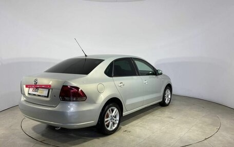 Volkswagen Polo VI (EU Market), 2011 год, 689 000 рублей, 5 фотография