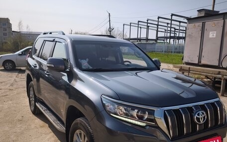 Toyota Land Cruiser Prado 150 рестайлинг 2, 2019 год, 5 350 000 рублей, 1 фотография
