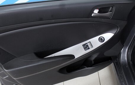 Hyundai Solaris II рестайлинг, 2015 год, 1 199 000 рублей, 13 фотография