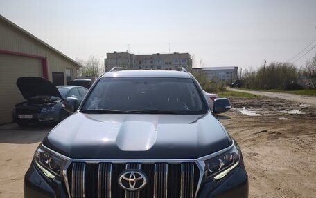 Toyota Land Cruiser Prado 150 рестайлинг 2, 2019 год, 5 350 000 рублей, 5 фотография