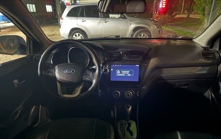 KIA Rio III рестайлинг, 2014 год, 700 000 рублей, 2 фотография