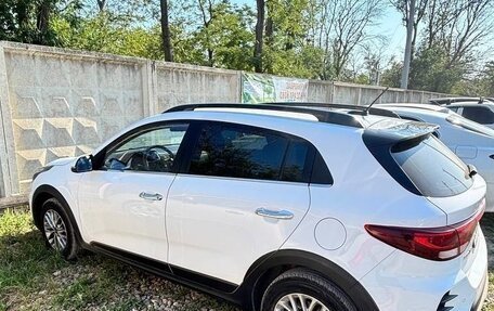 KIA Rio IV, 2021 год, 2 000 000 рублей, 2 фотография