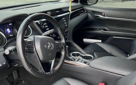 Toyota Camry, 2020 год, 3 000 000 рублей, 5 фотография