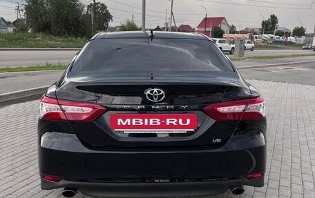 Toyota Camry, 2020 год, 3 000 000 рублей, 8 фотография