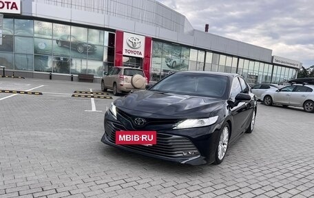 Toyota Camry, 2020 год, 3 000 000 рублей, 3 фотография