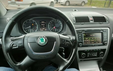 Skoda Octavia, 2010 год, 970 000 рублей, 8 фотография