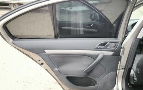 Skoda Octavia, 2010 год, 970 000 рублей, 22 фотография
