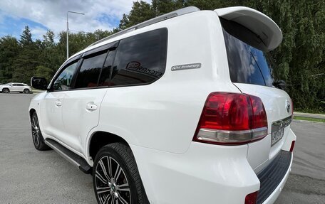 Toyota Land Cruiser 200, 2011 год, 2 780 000 рублей, 6 фотография