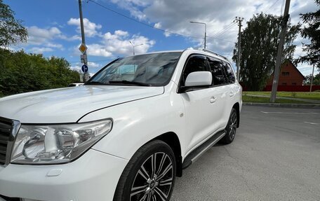 Toyota Land Cruiser 200, 2011 год, 2 780 000 рублей, 7 фотография