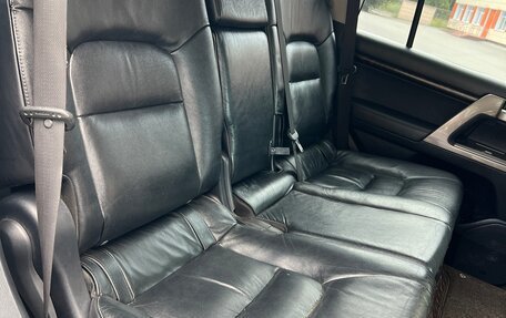 Toyota Land Cruiser 200, 2011 год, 2 780 000 рублей, 12 фотография