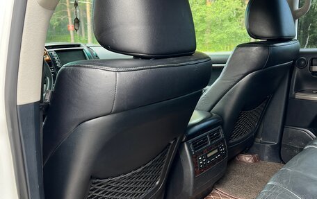 Toyota Land Cruiser 200, 2011 год, 2 780 000 рублей, 16 фотография